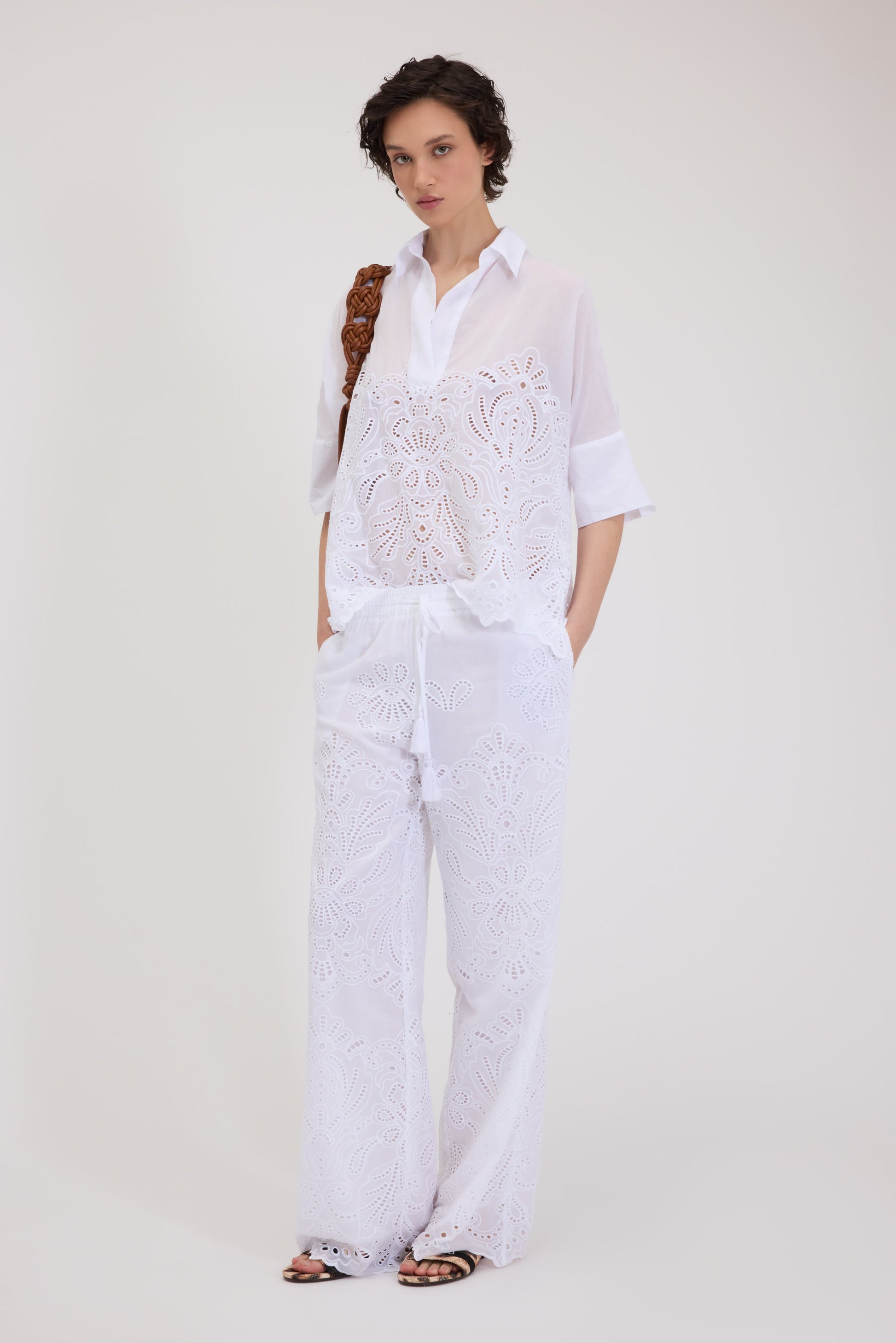 CHEMISE À KIMONO EN MOUSSELINE AVEC BRODERIE ANGLAISE