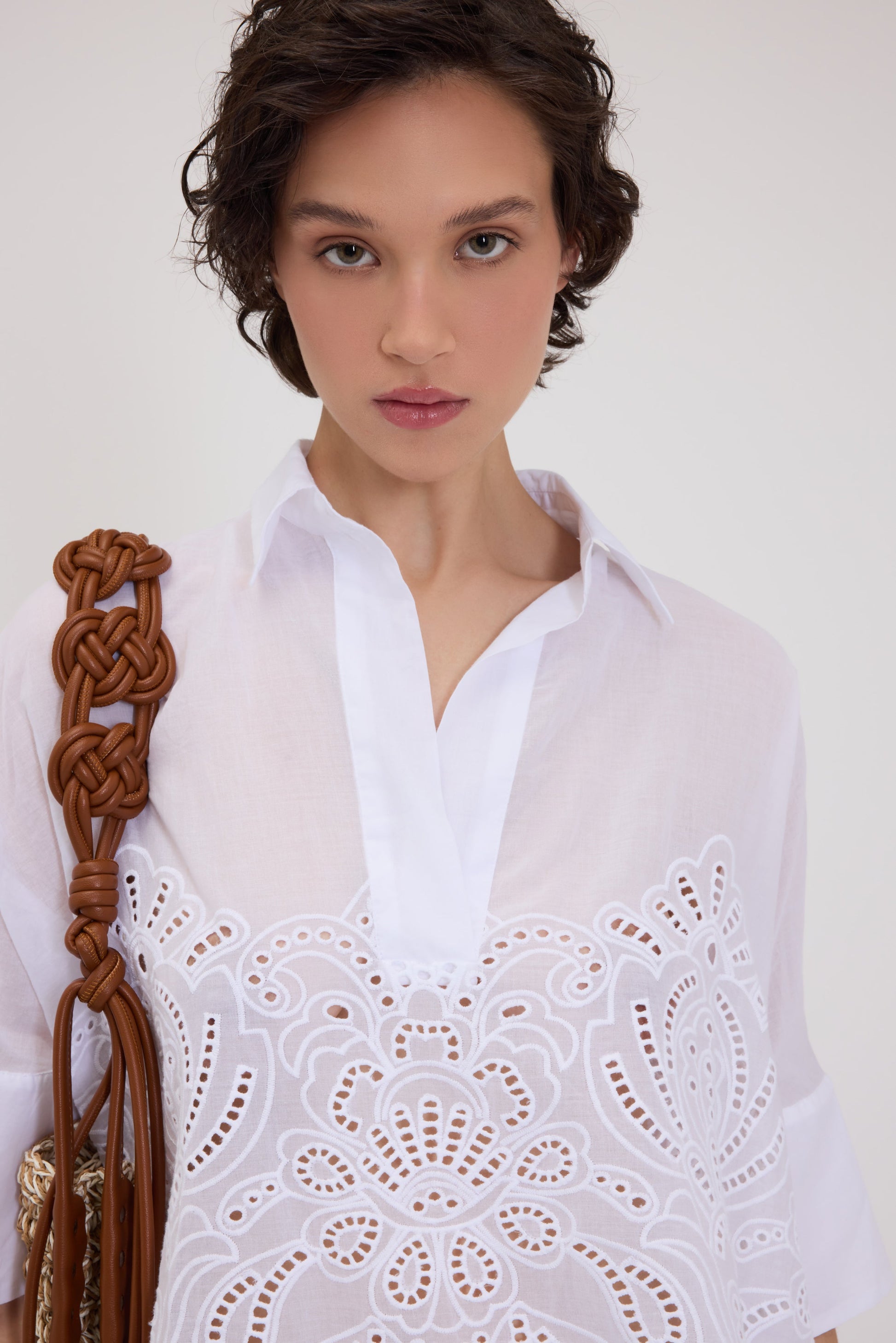 CHEMISE À KIMONO EN MOUSSELINE AVEC BRODERIE ANGLAISE