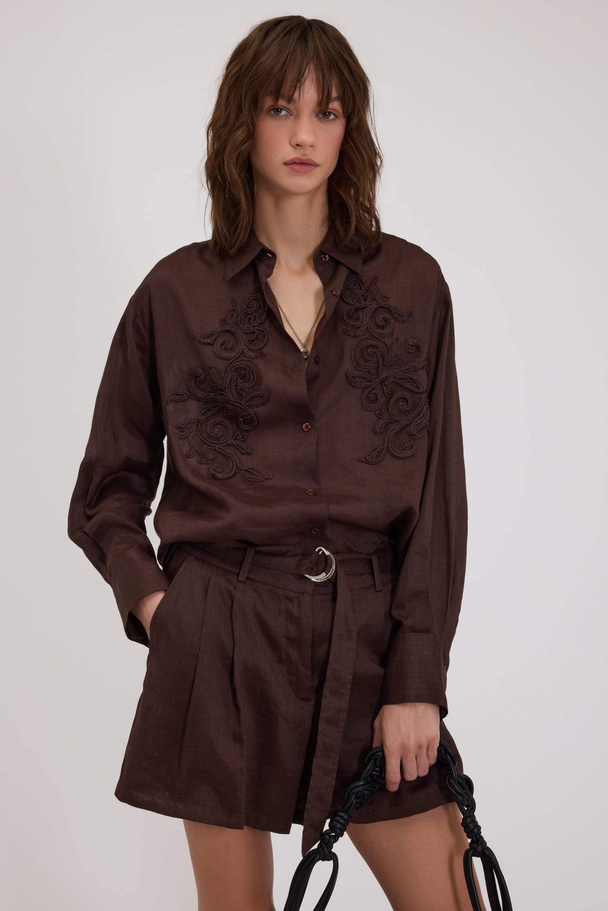 EMBROIDERED LINEN SHIRT