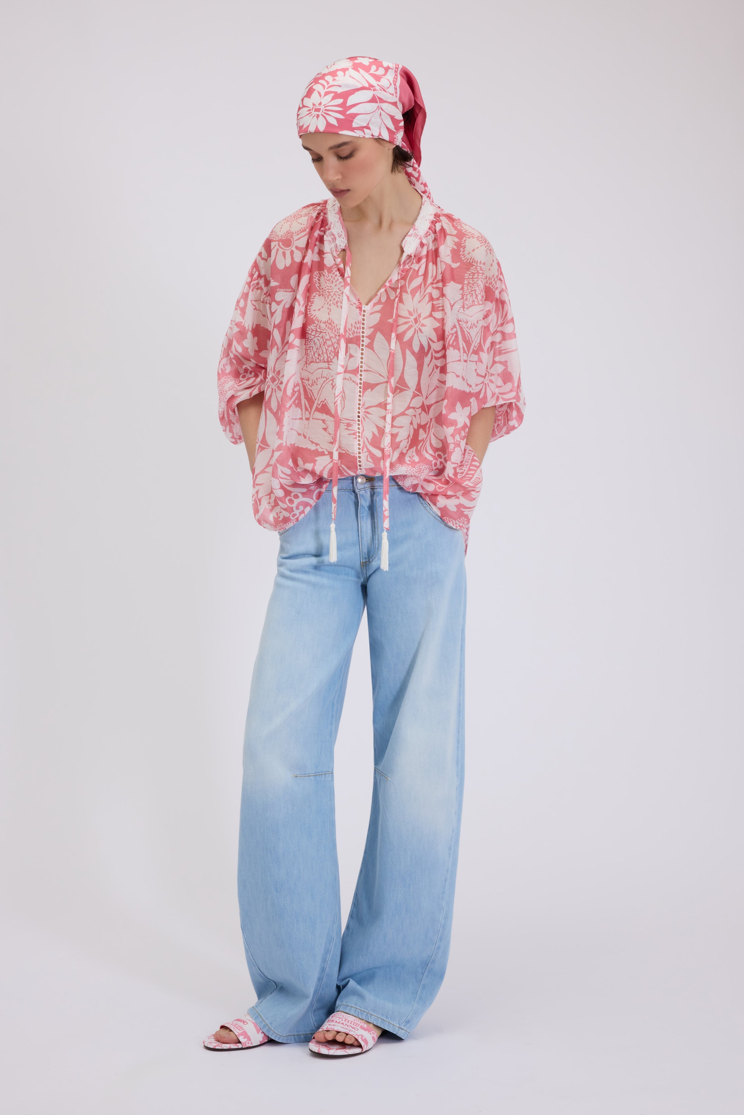 BLOUSE EN MOUSSELINE IMPRIMĖ TROPICALE 