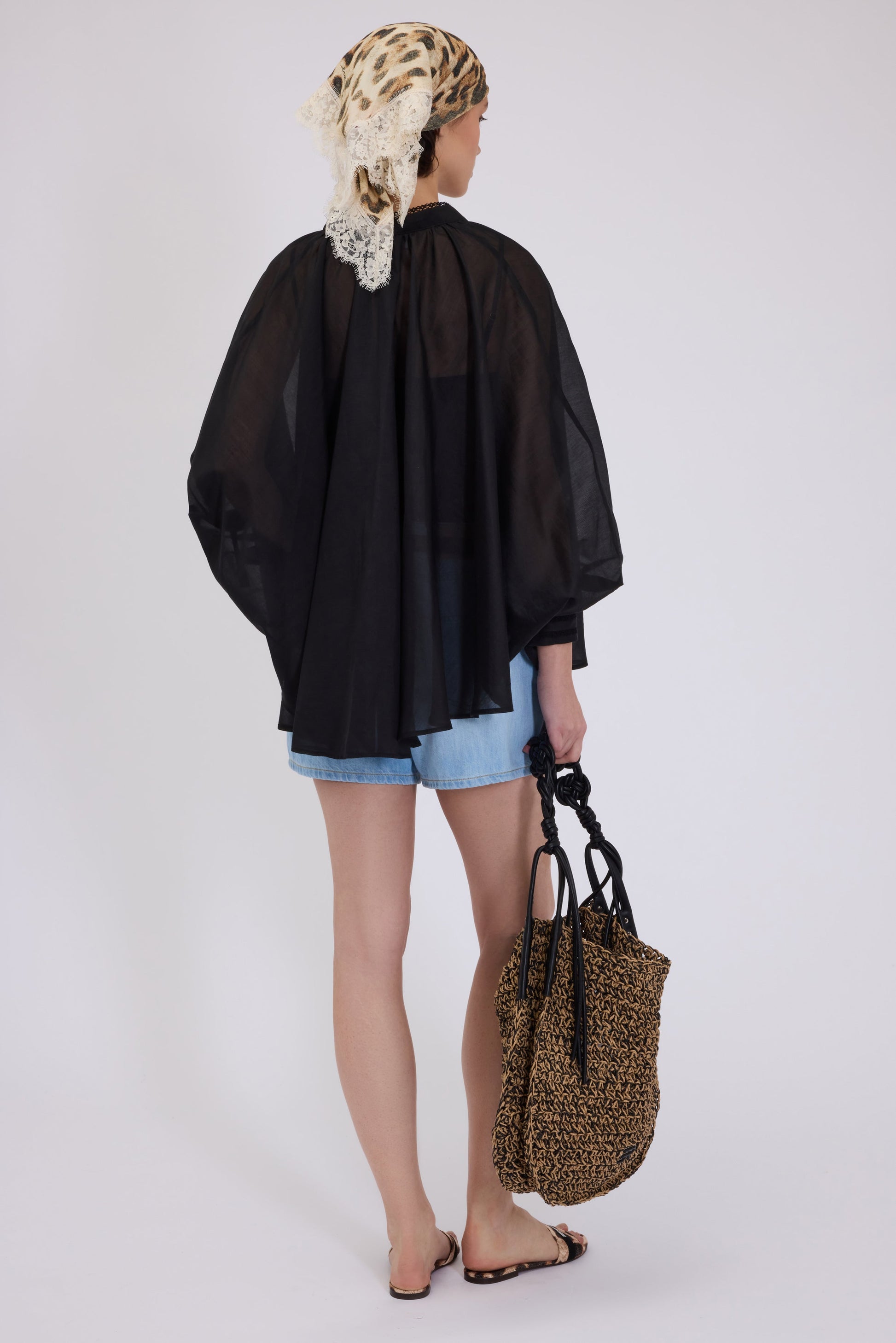 BLOUSE À KIMONO EN MOUSSELINE LEGÈRE AVEC DENTELLE CROCHET