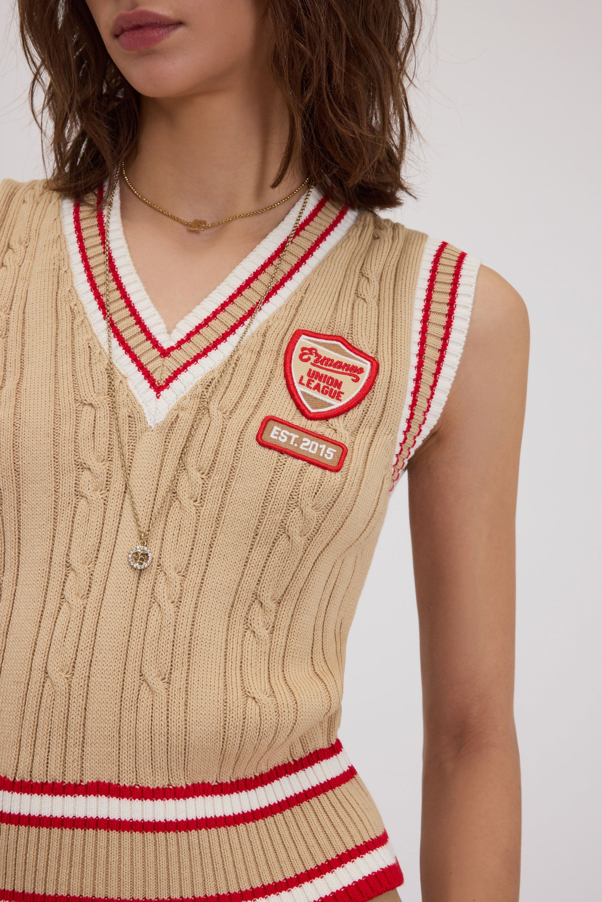 CABLE-KNIT WAISTCOAT