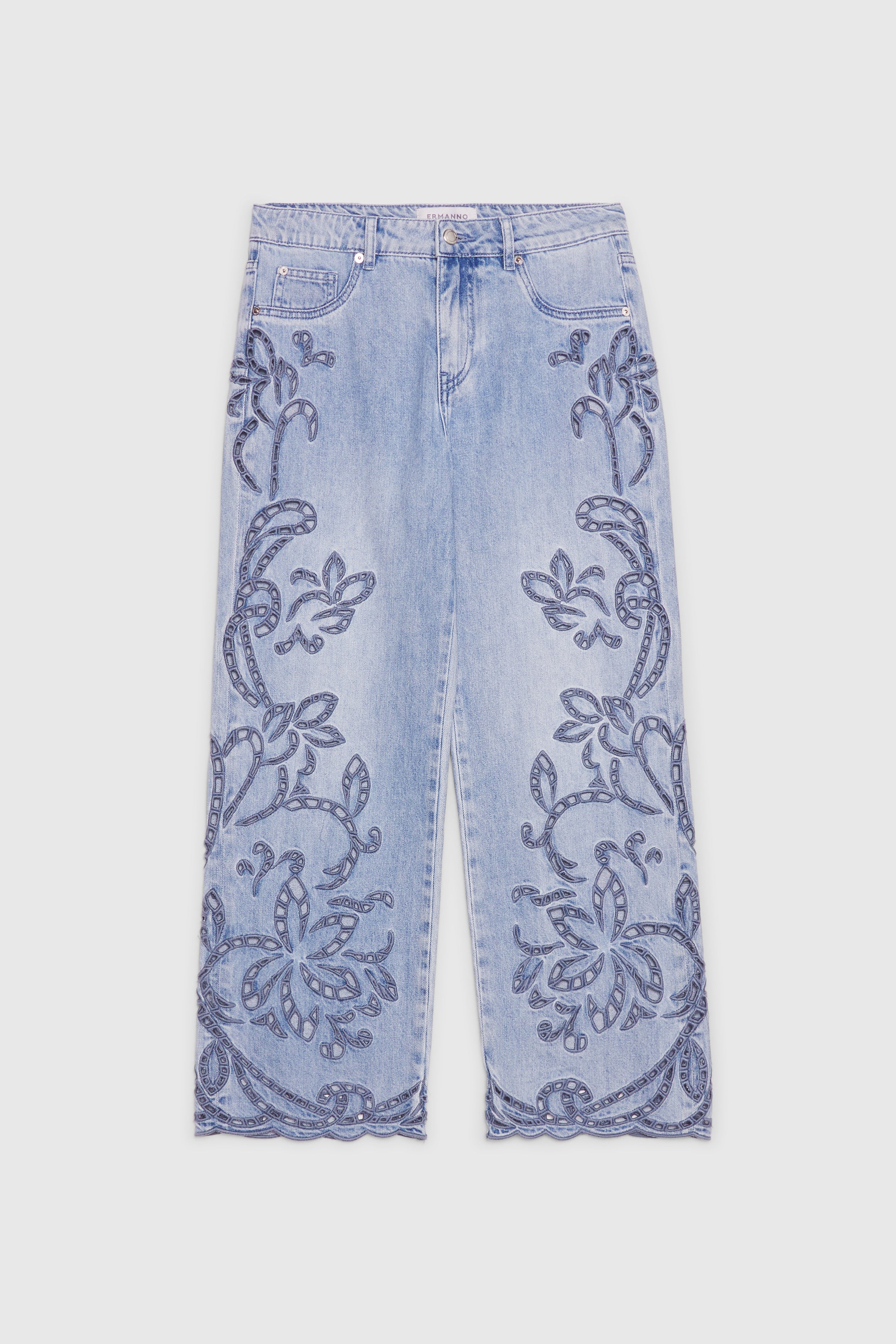 JEANS CON RICAMO SANGALLO