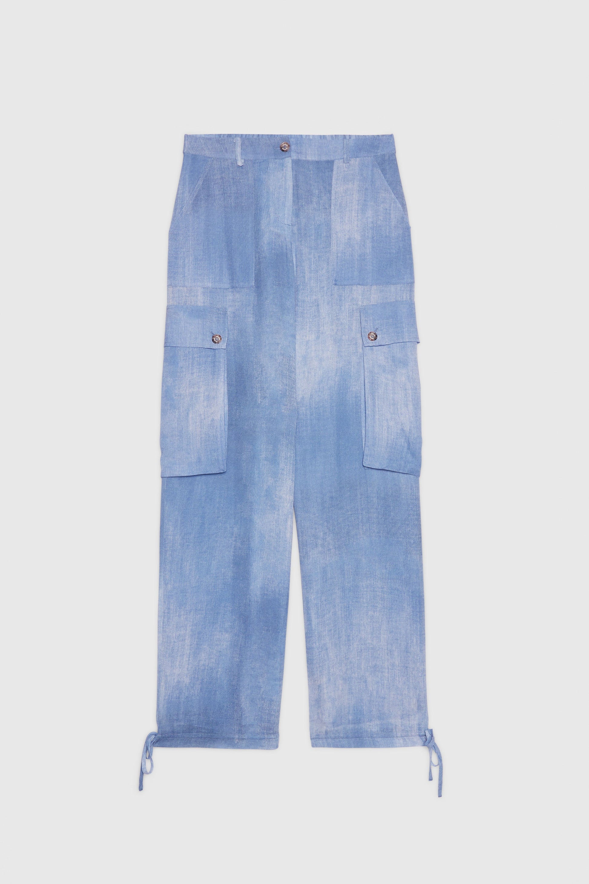 PANTALON CARGO EN GEORGETTE IMPRIMÉ DENIM