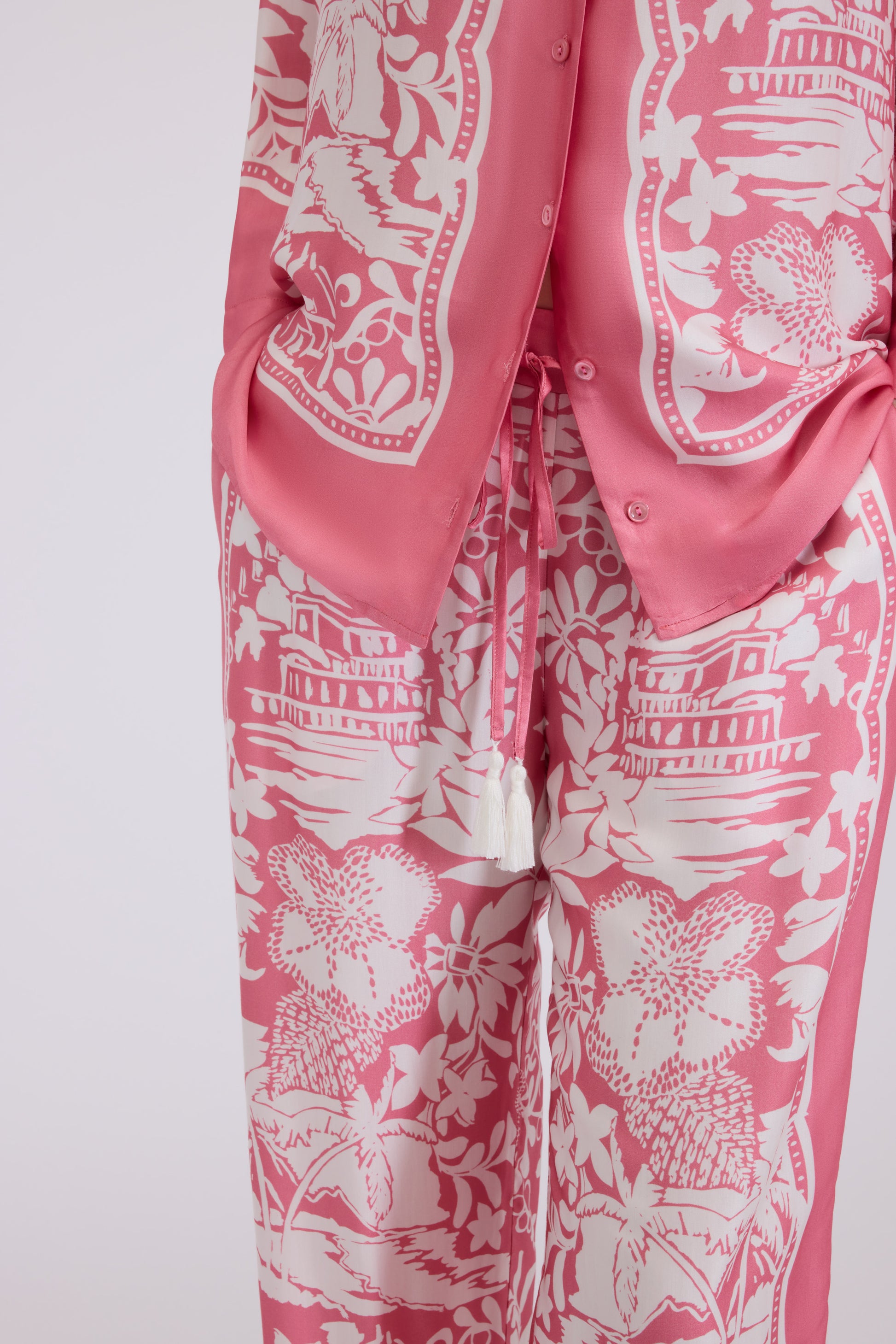 PANTALONI IN RASO DI VISCOSA CON STAMPA TROPICALE