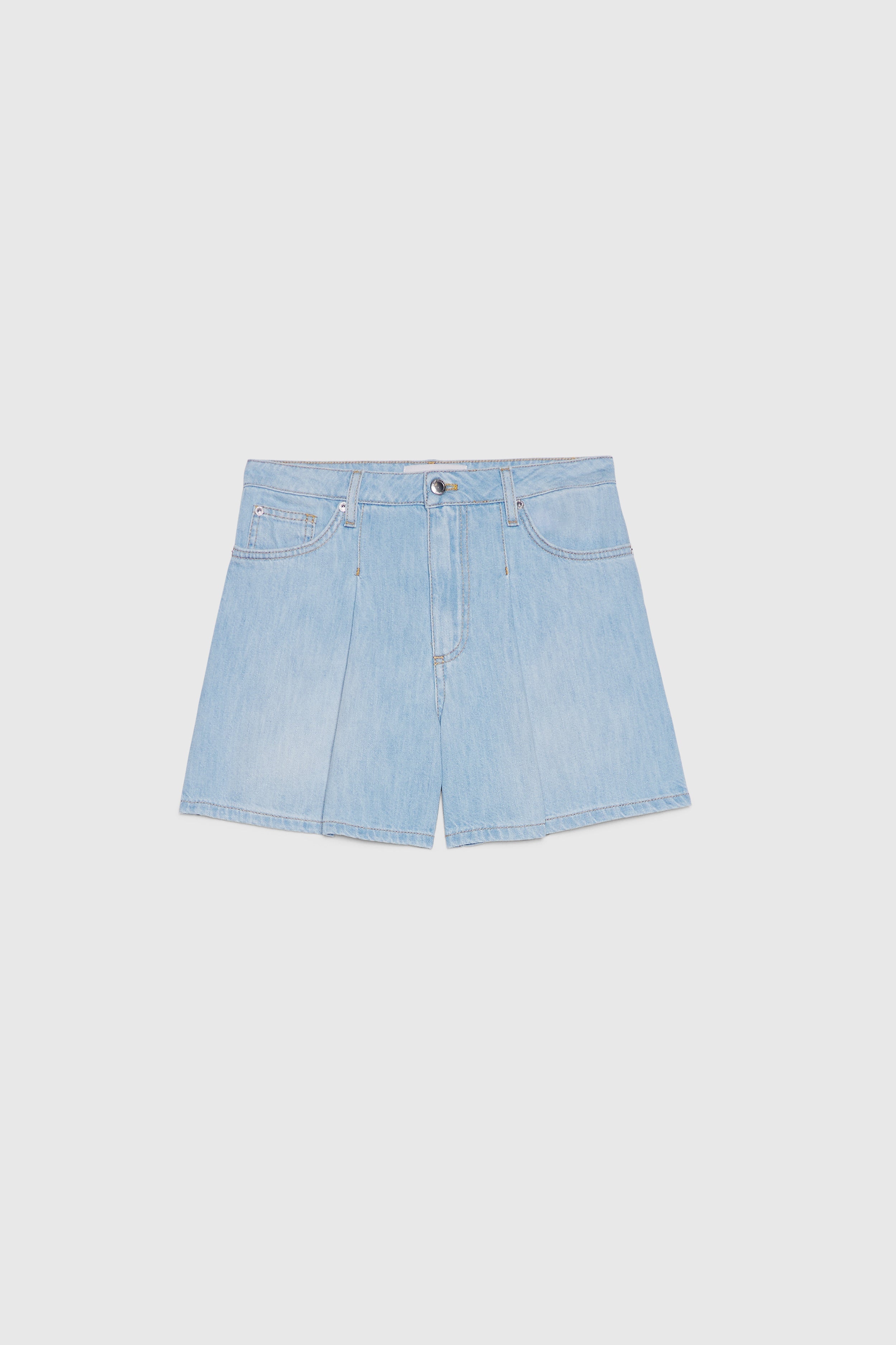DENIM BERMUDA WITH PINCES