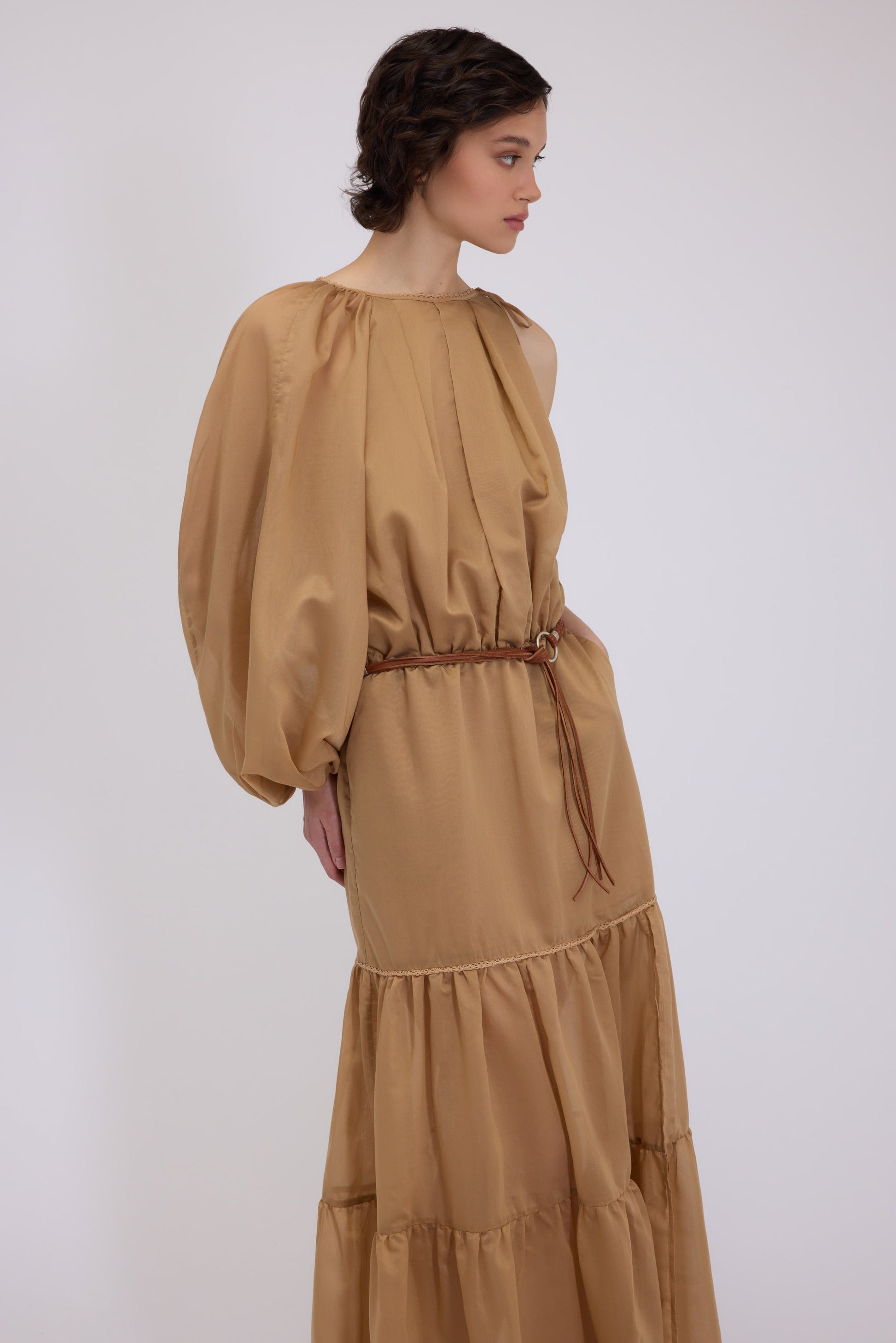 ABITO MONOSPALLA LUNGO IN MUSSOLA