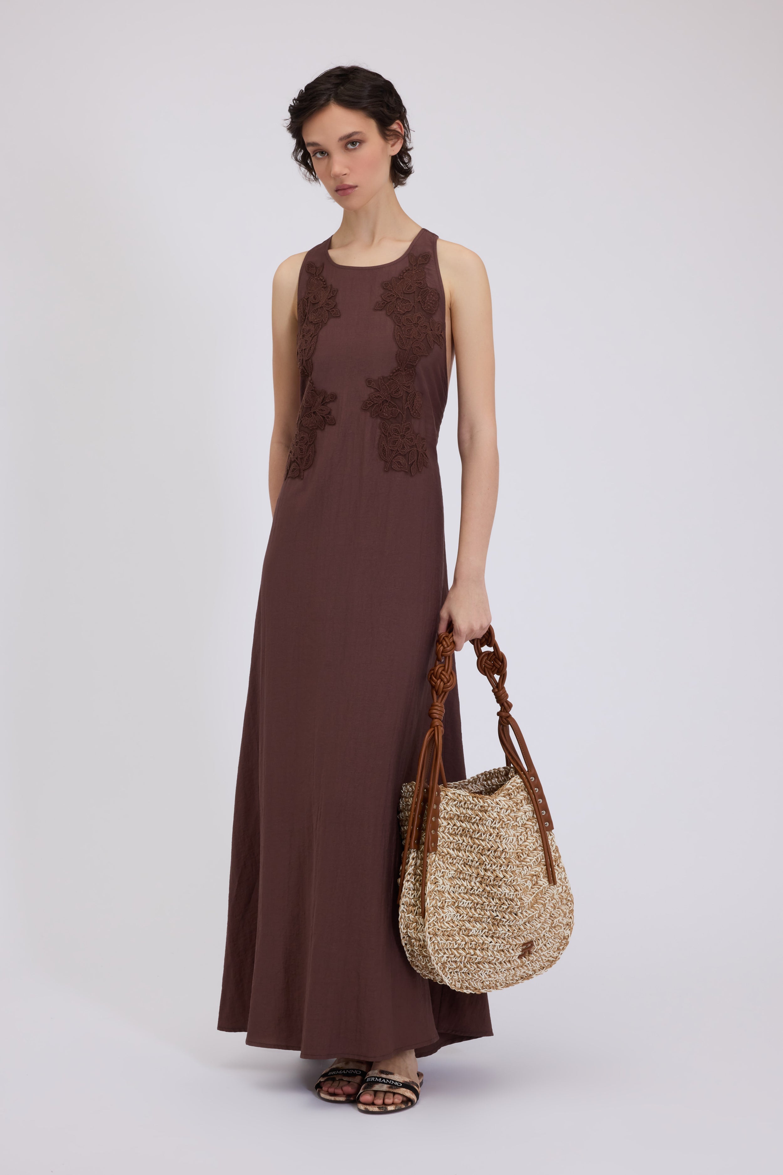LONG FLARED DRESS WITH LACE EMBROIDERY 