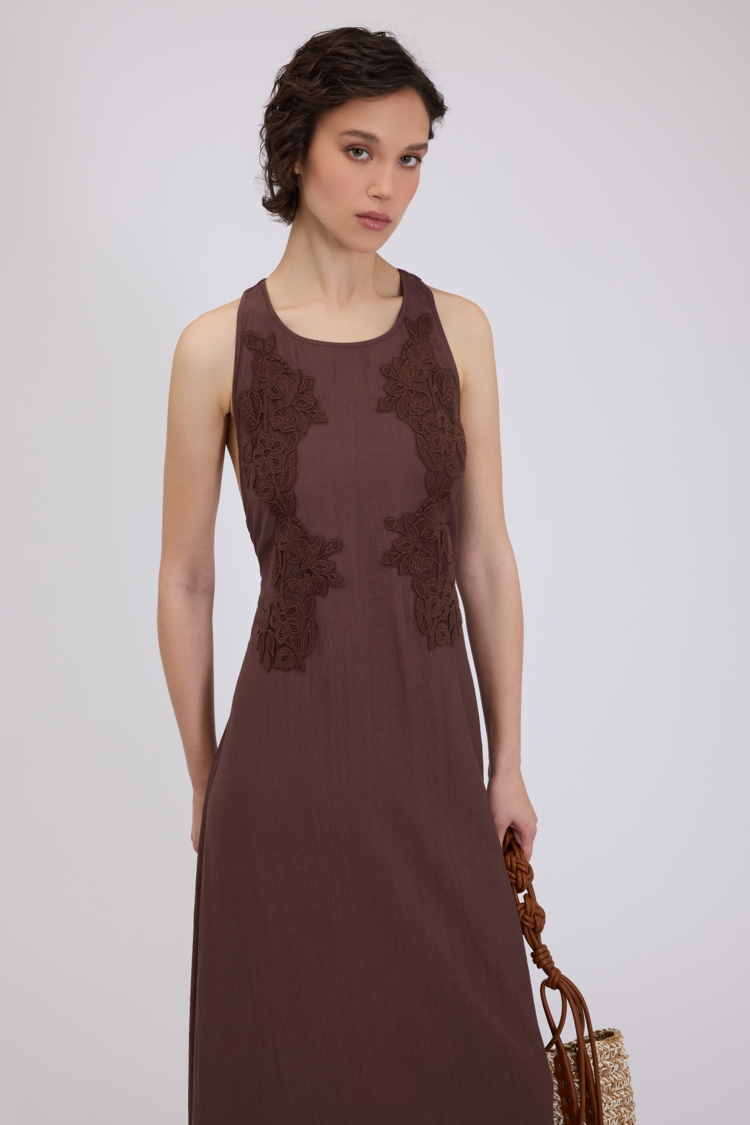 LONG FLARED DRESS WITH LACE EMBROIDERY 