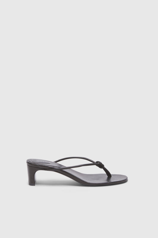 SANDALI INFRADITO IN PELLE CON TACCO BASSO