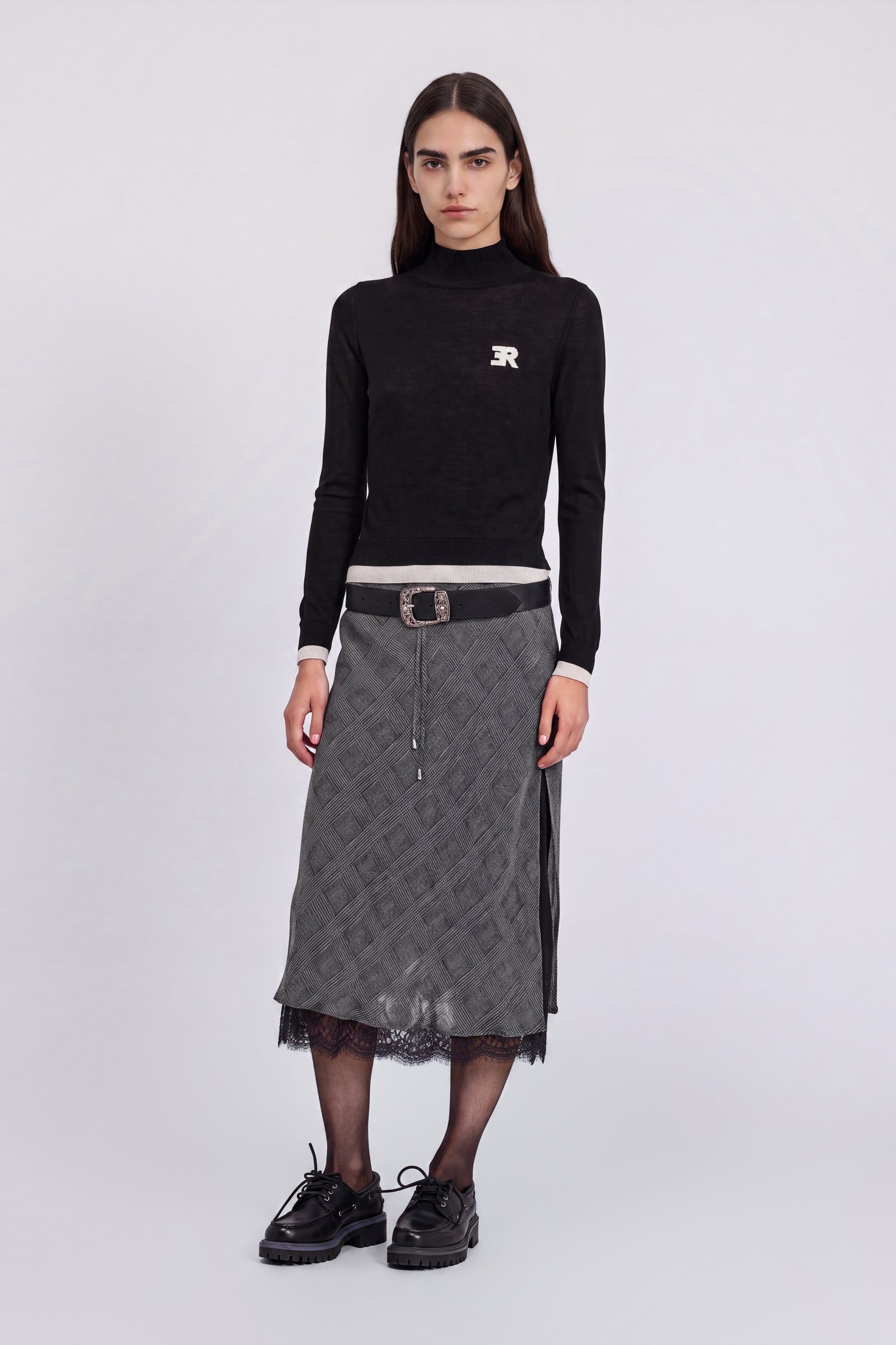 PULL COL HAUT BICOLORE EN MÉLANGE DE SOIE À LOGO BRODĖ