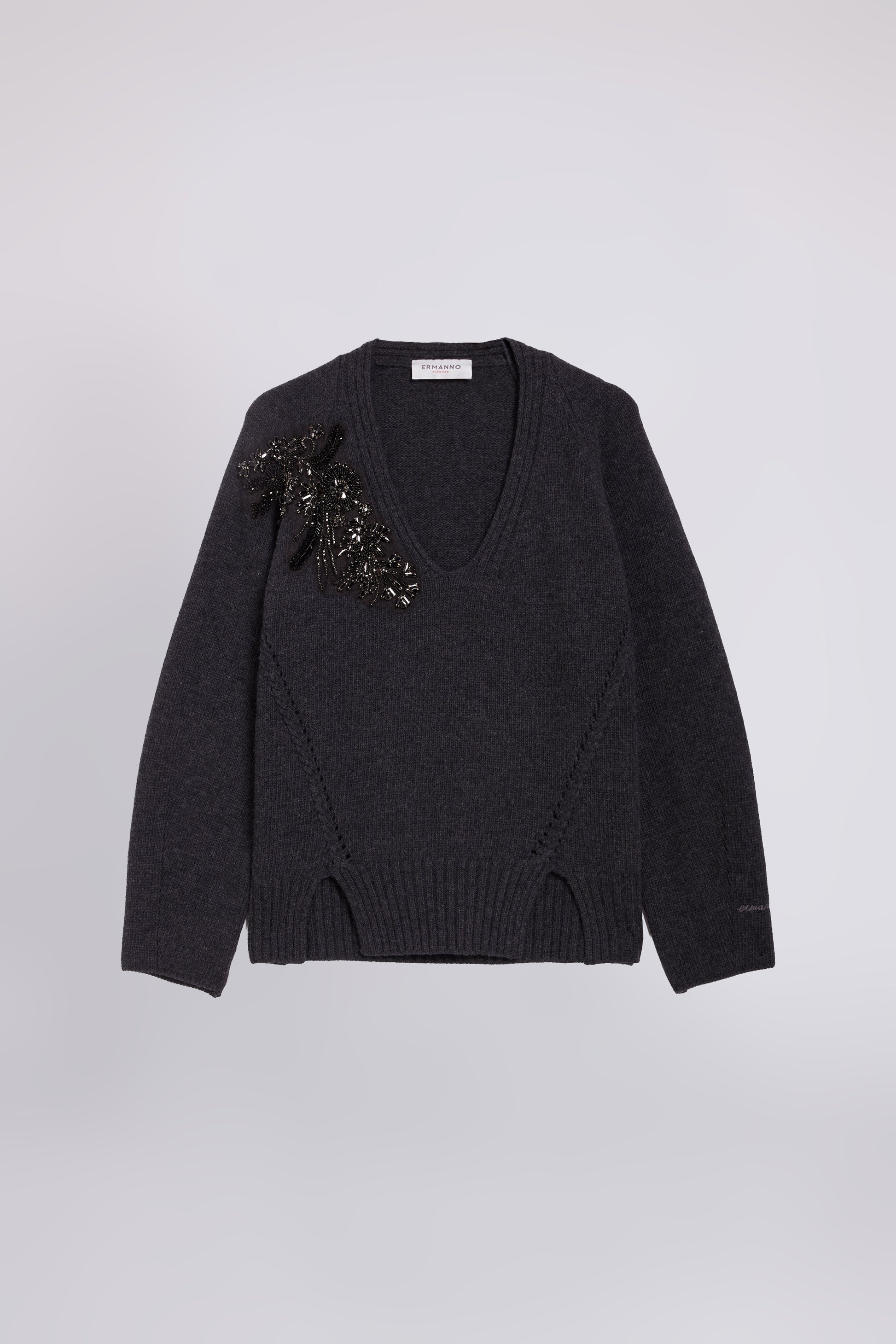 PULL AVEC COL AMOVIBLE ET BRODERIES BIJOUX