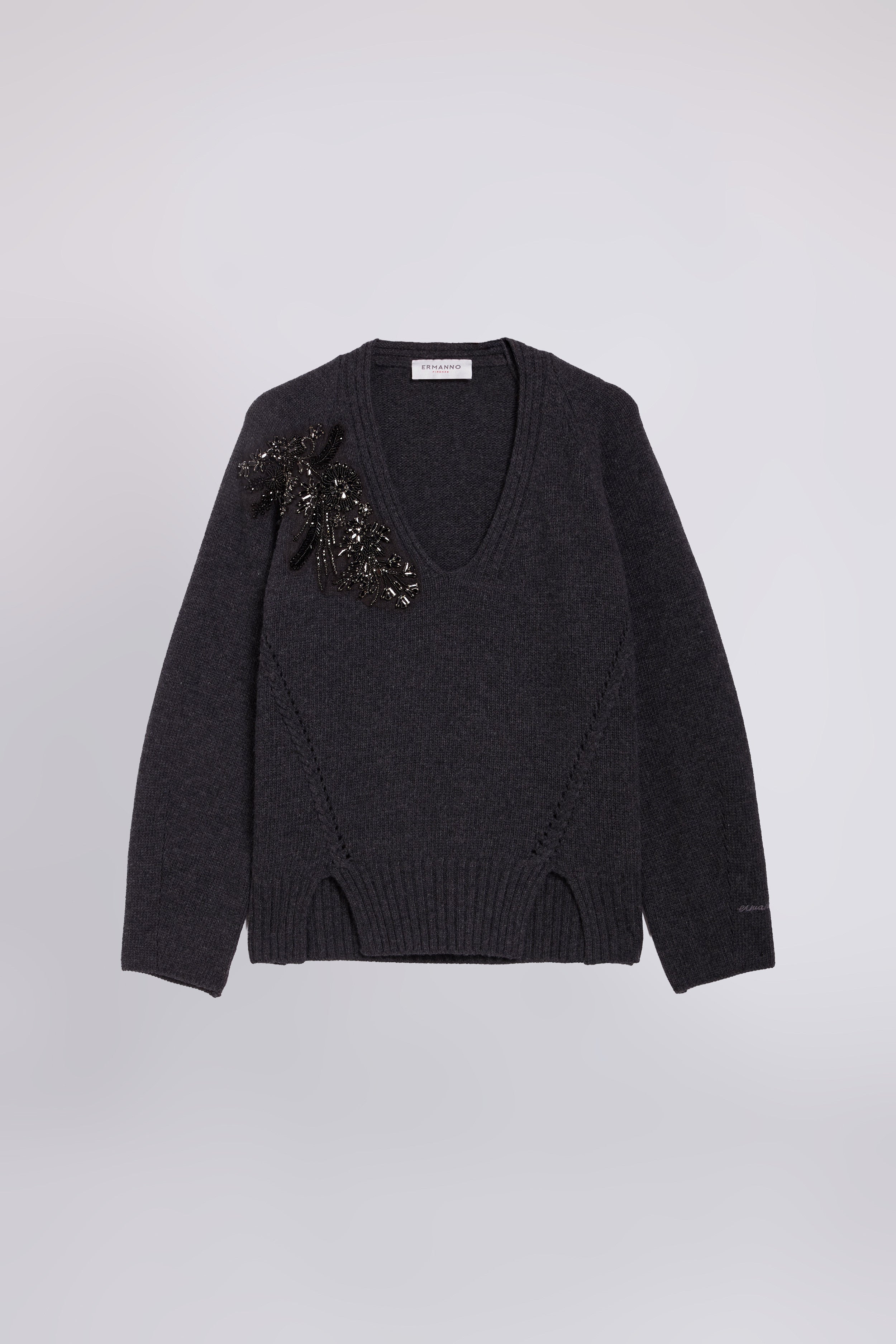 PULL AVEC COL AMOVIBLE ET BRODERIES BIJOUX