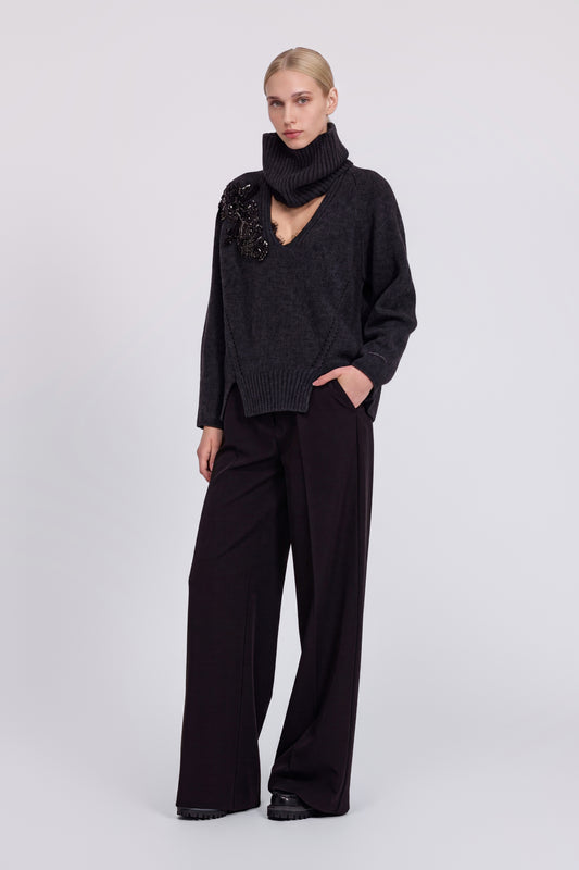 PULL AVEC COL AMOVIBLE ET BRODERIES BIJOUX