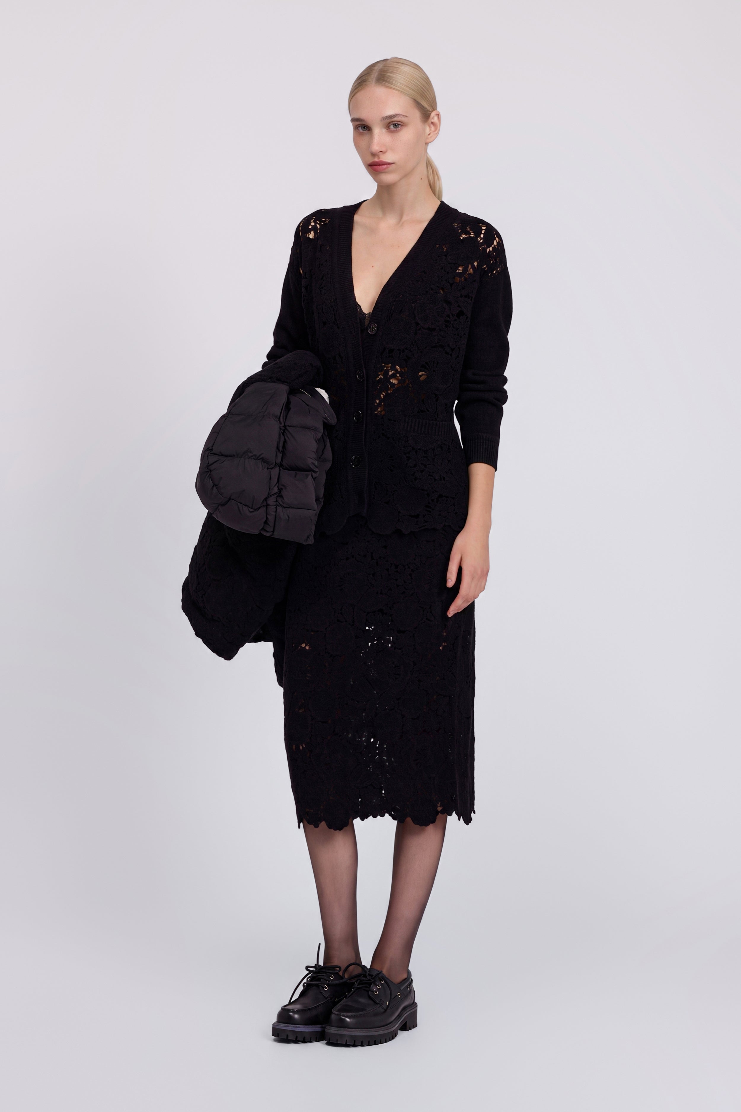 JUPE MIDI EN DENTELLE CROCHET DE LAINE
