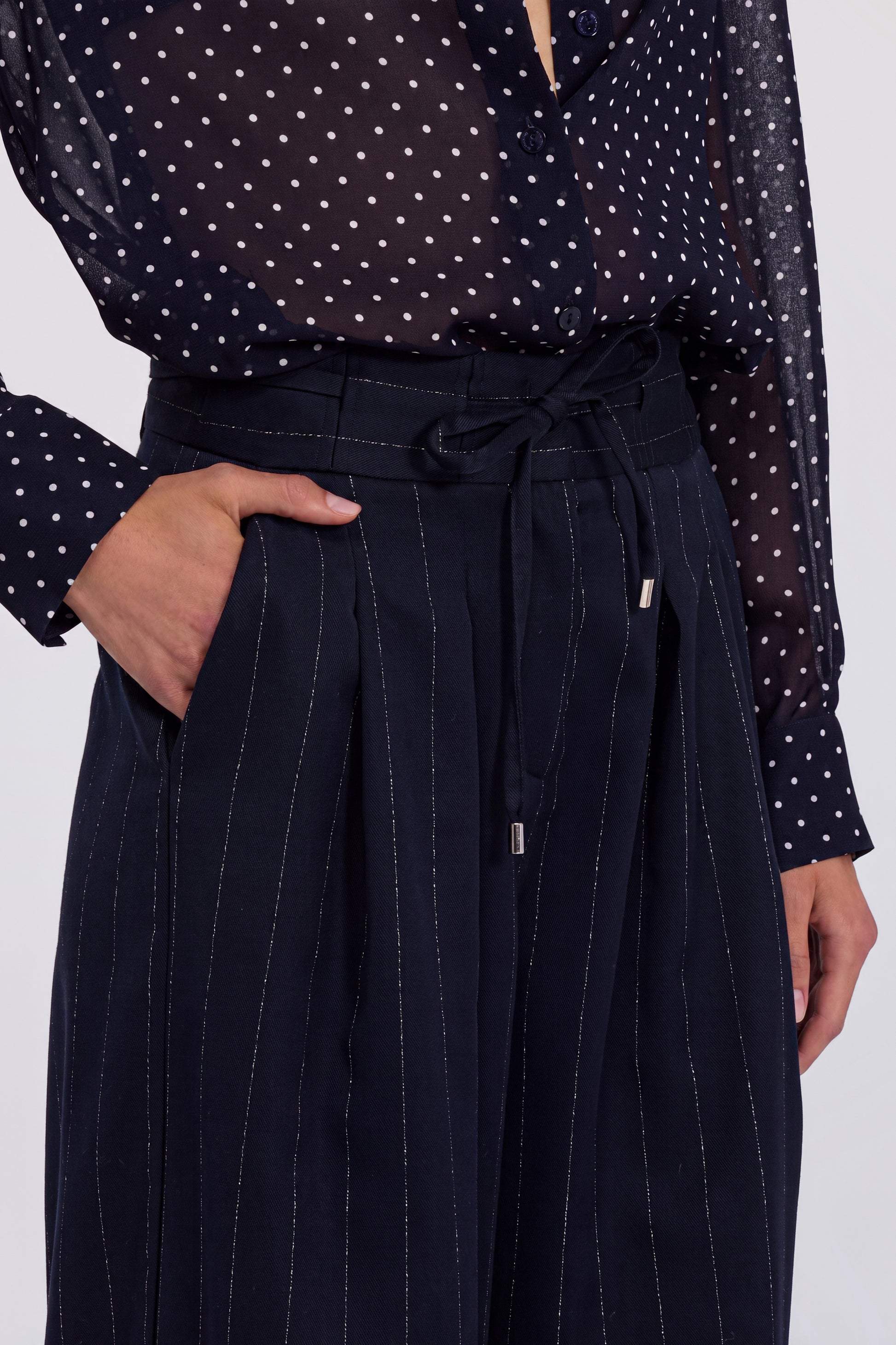 LUREX PINSTRIPED PANTS WITH PLEATS AND DRAWSTRING