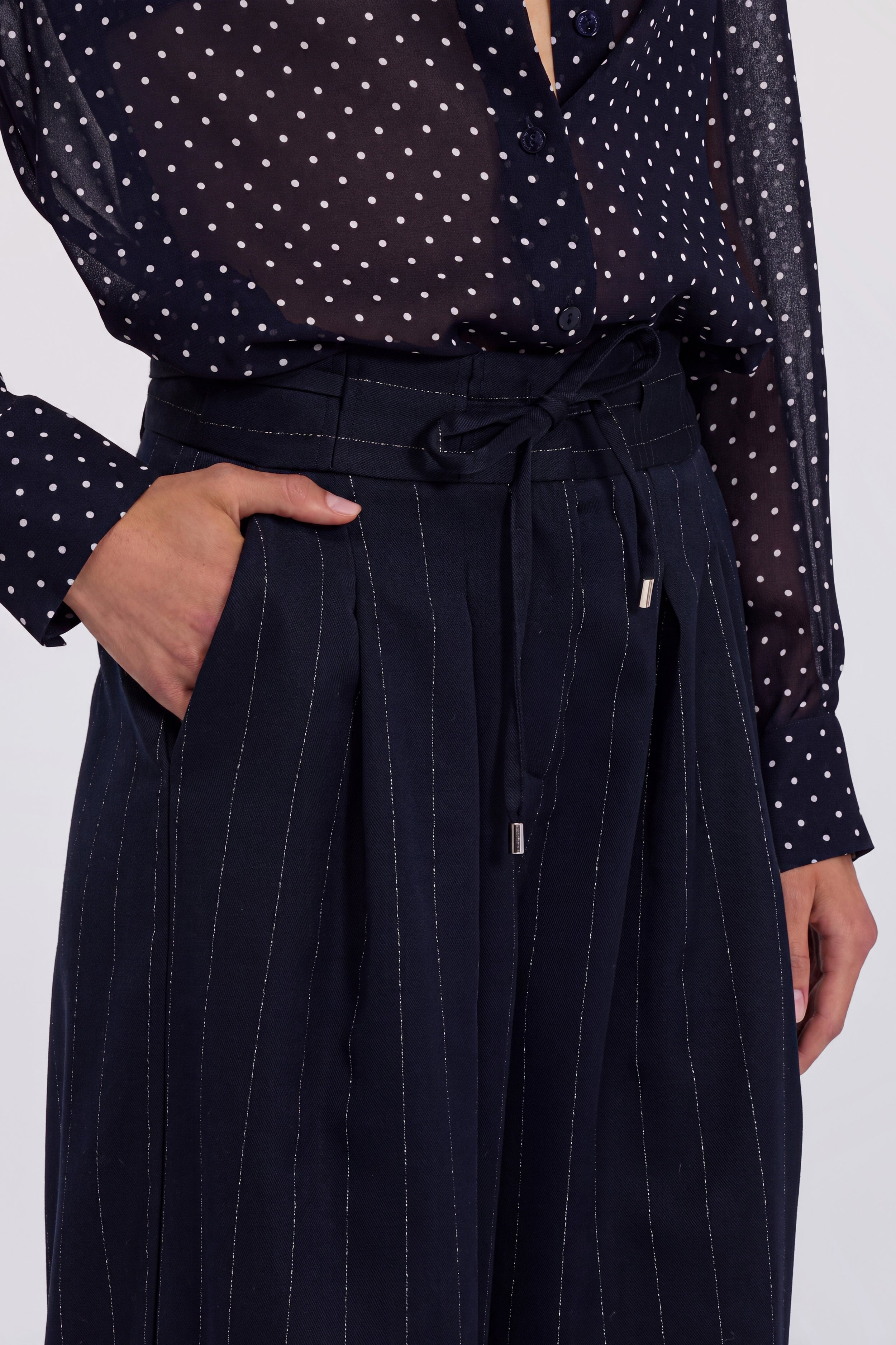 LUREX PINSTRIPED PANTS WITH PLEATS AND DRAWSTRING