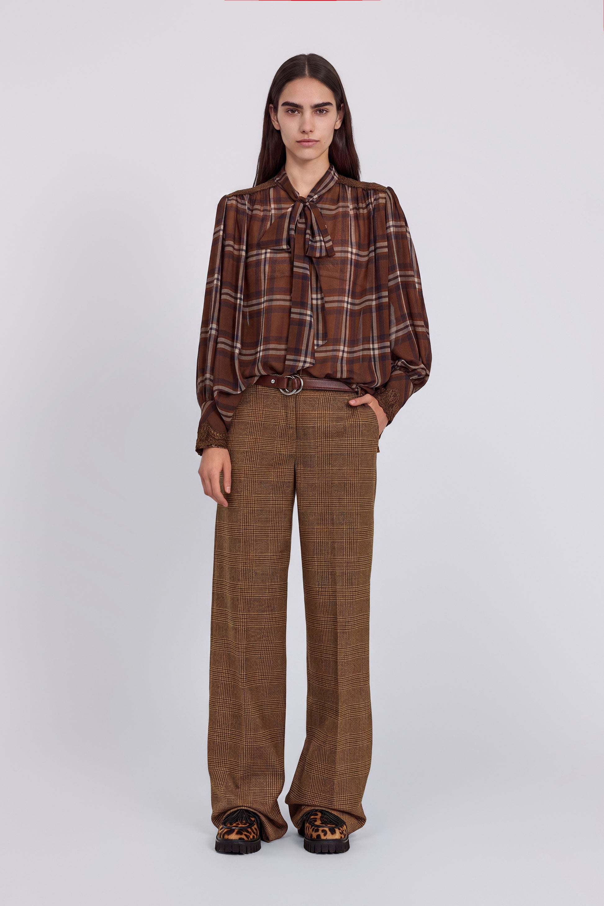 PANTALON DE TAILLE À CARREAUX
