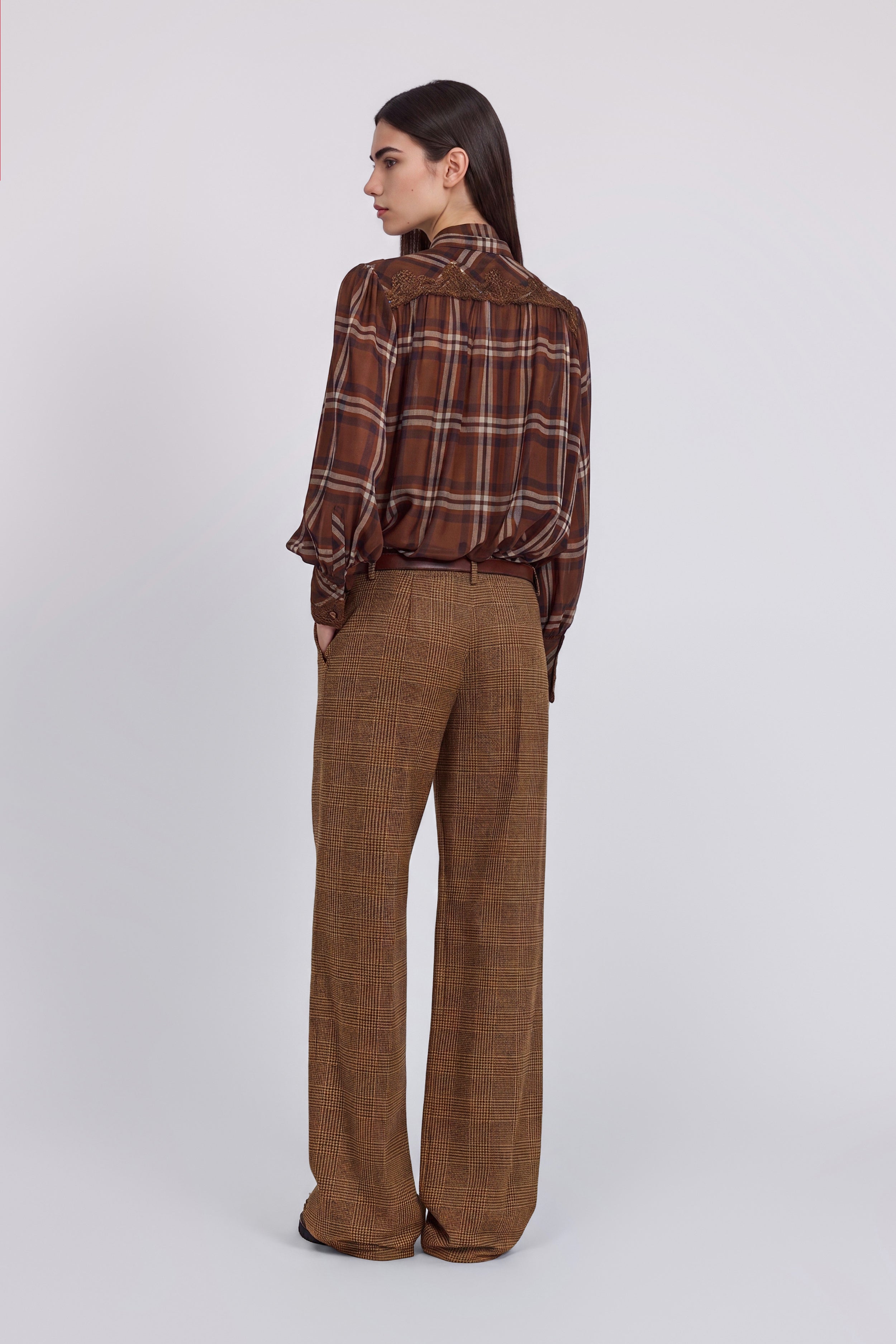 PANTALON DE TAILLE À CARREAUX
