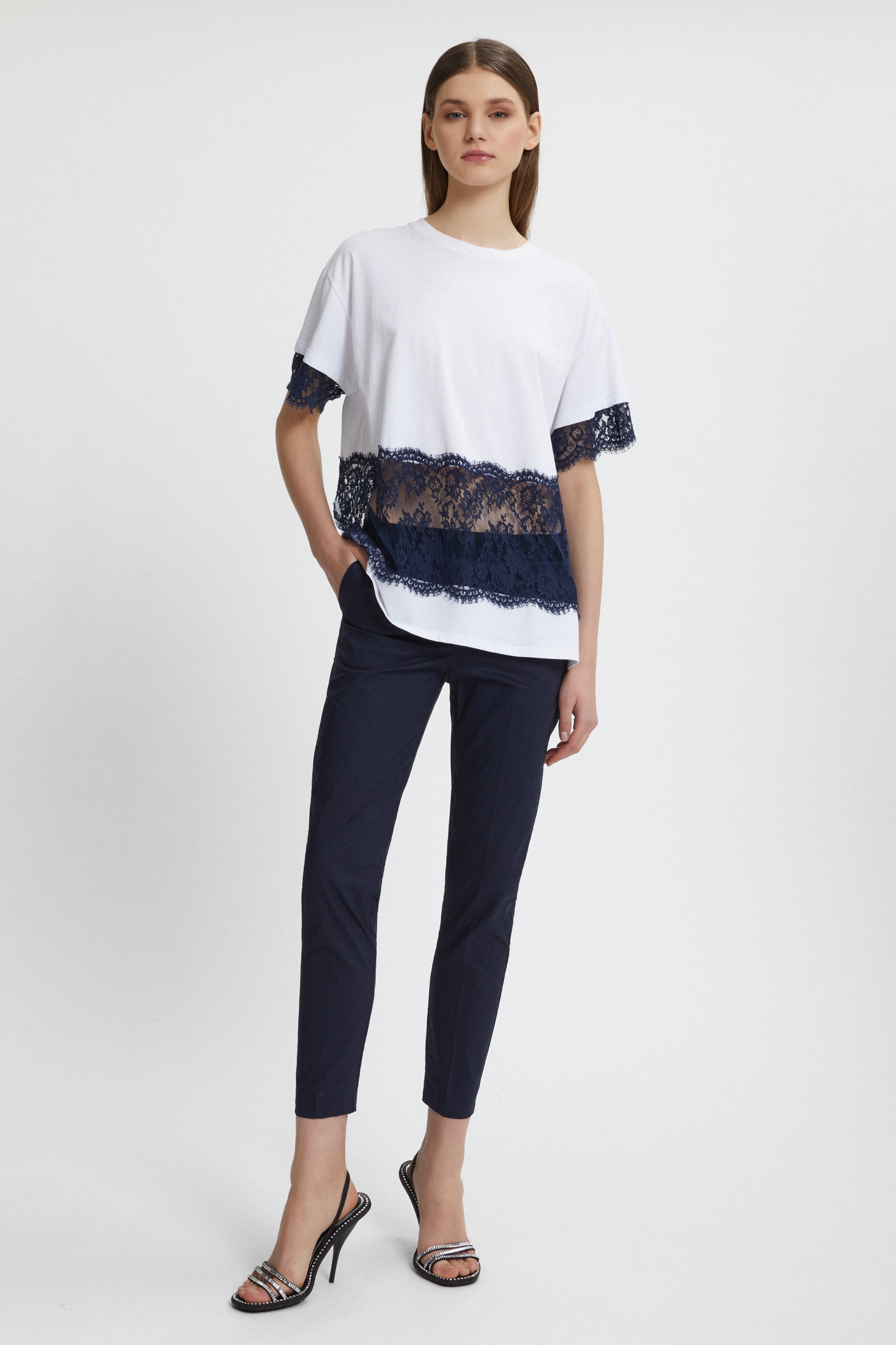 T-SHIRT EN JERSEY DE COTON AVEC DENTELLE VALENCIENNE