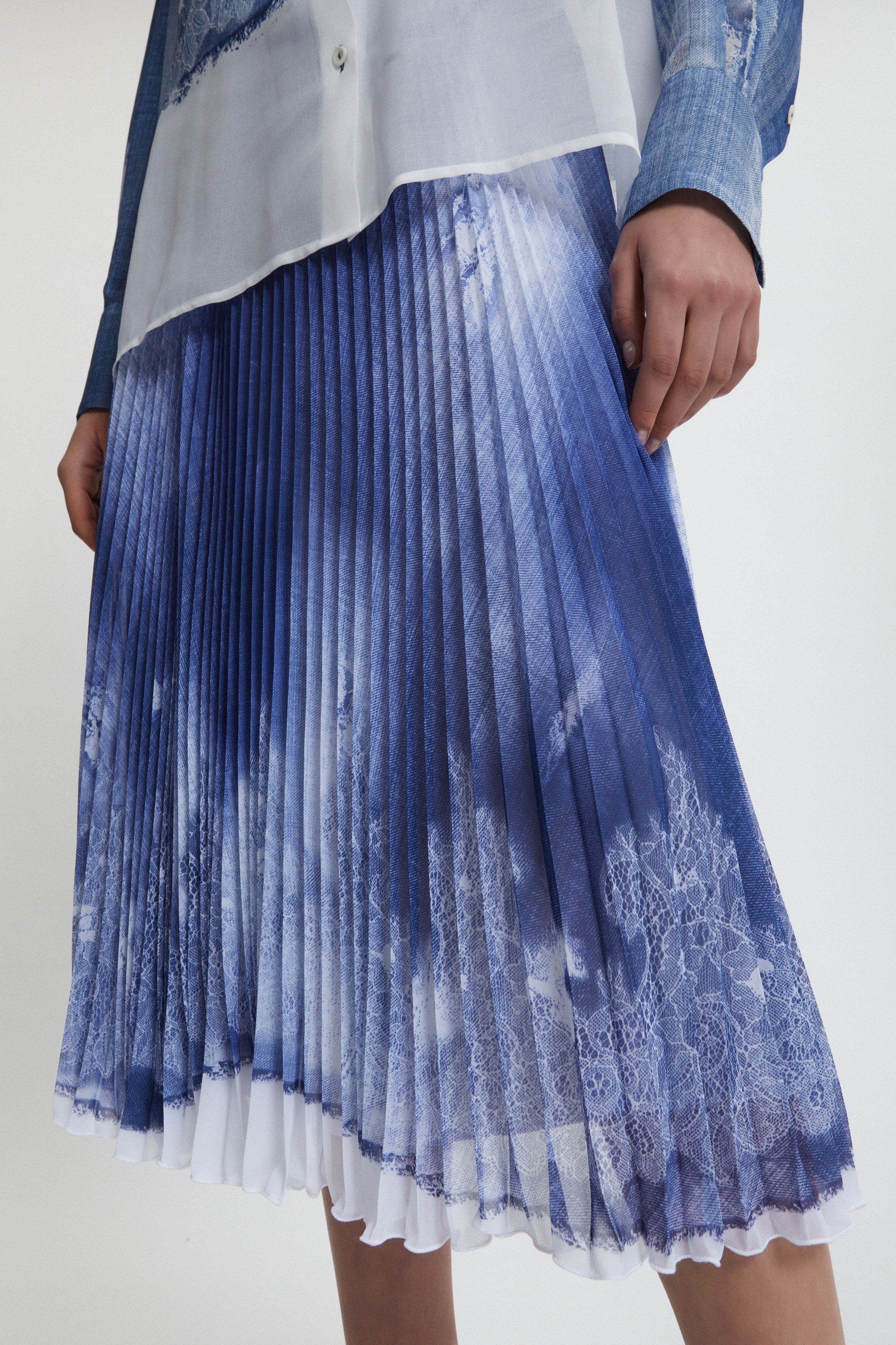 GONNA PLISSE' STAMPA DENIM E PIZZO