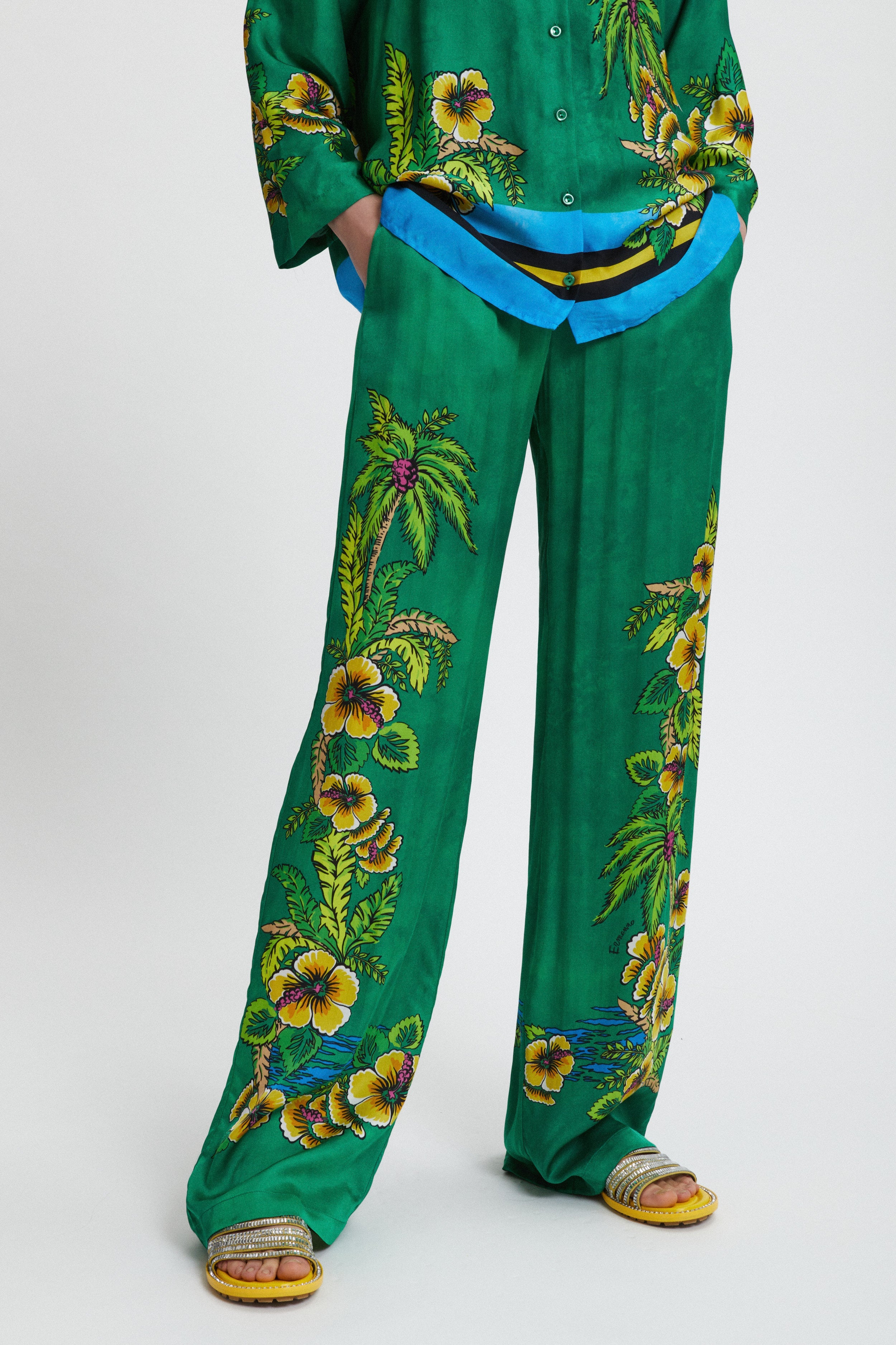 HAWAII PRINTED SATIN PANTS