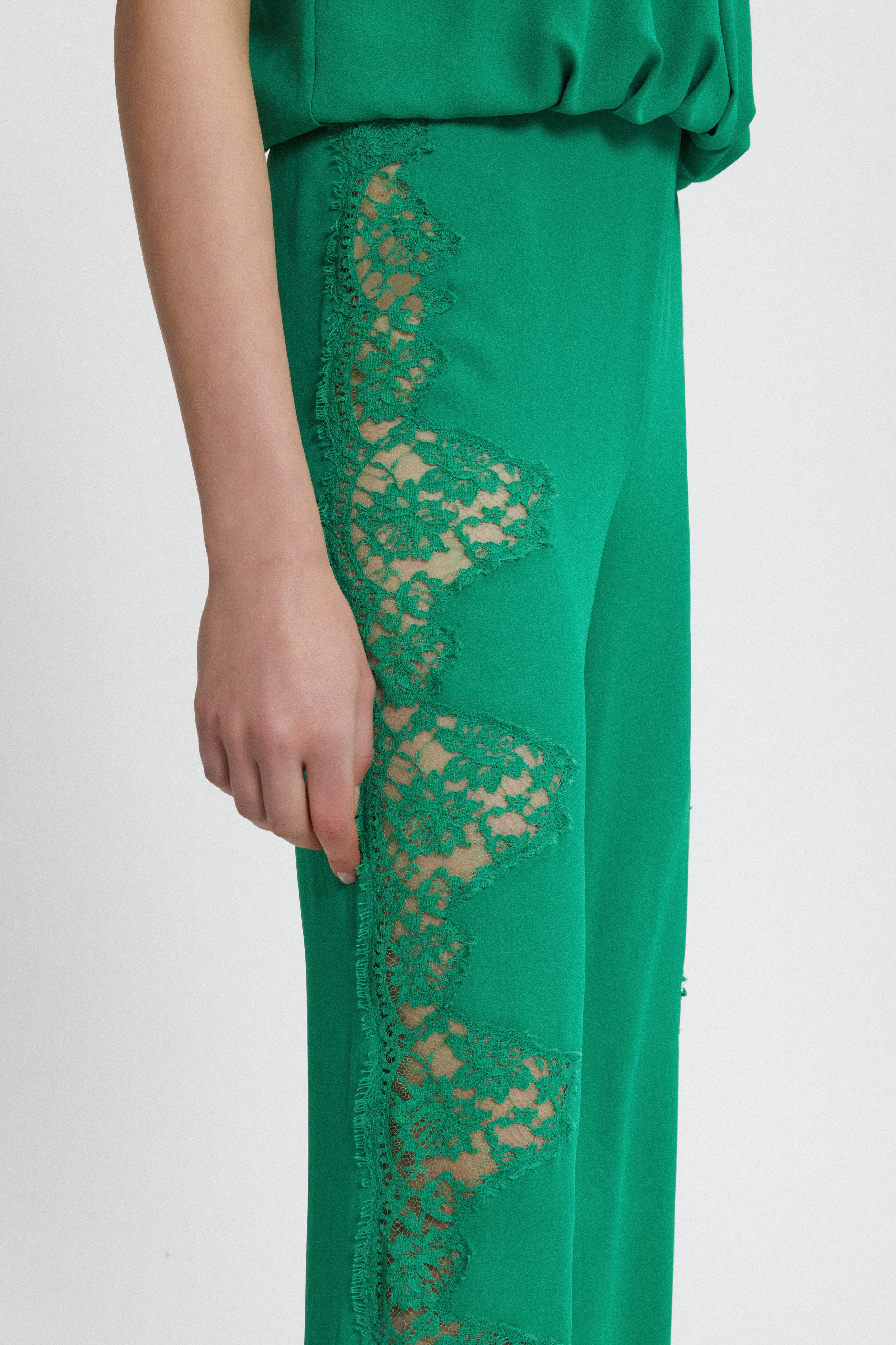 GEORGETTE OVERALL WITH LACE