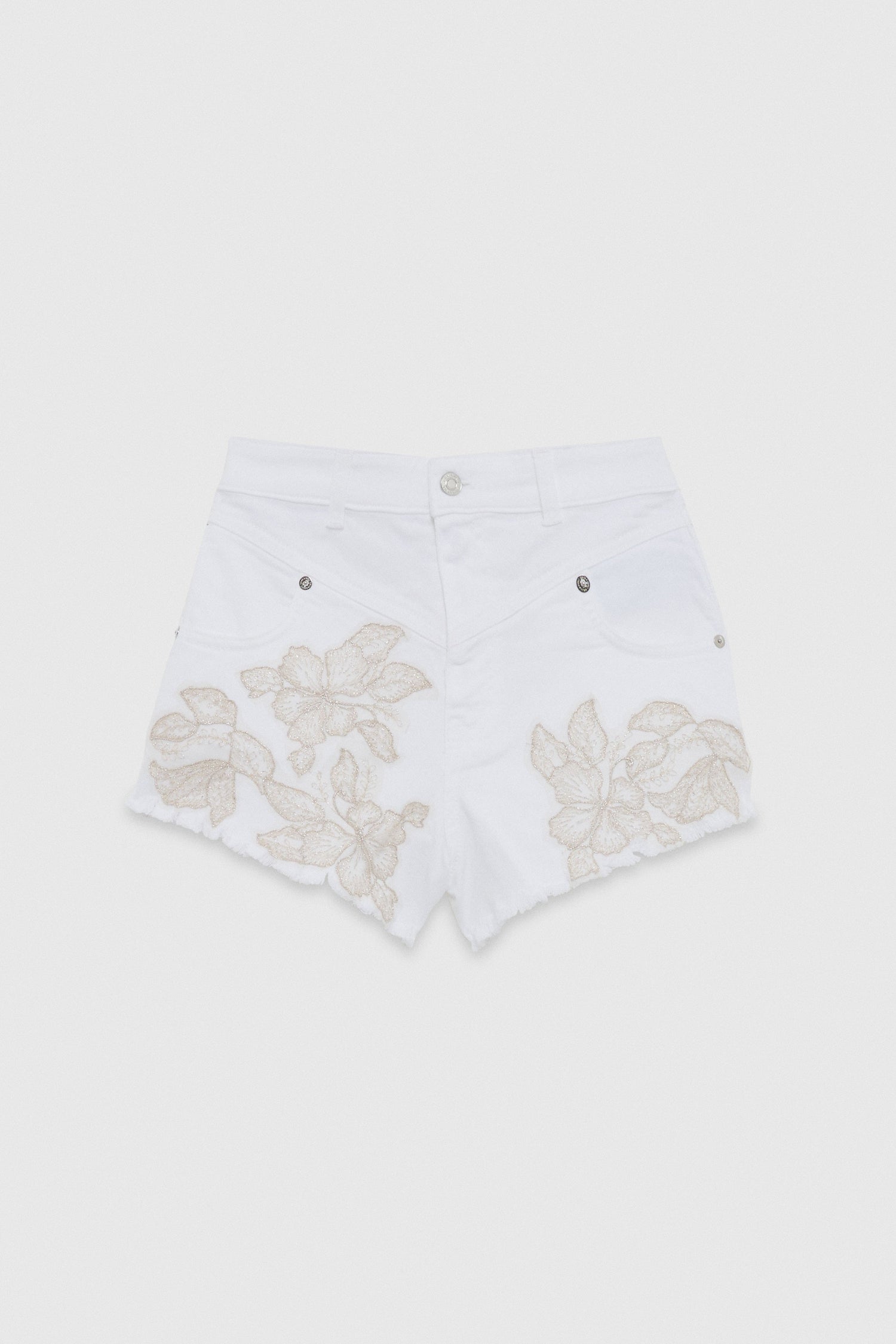 COTTON SHORTS WITH LACE APPLICATION