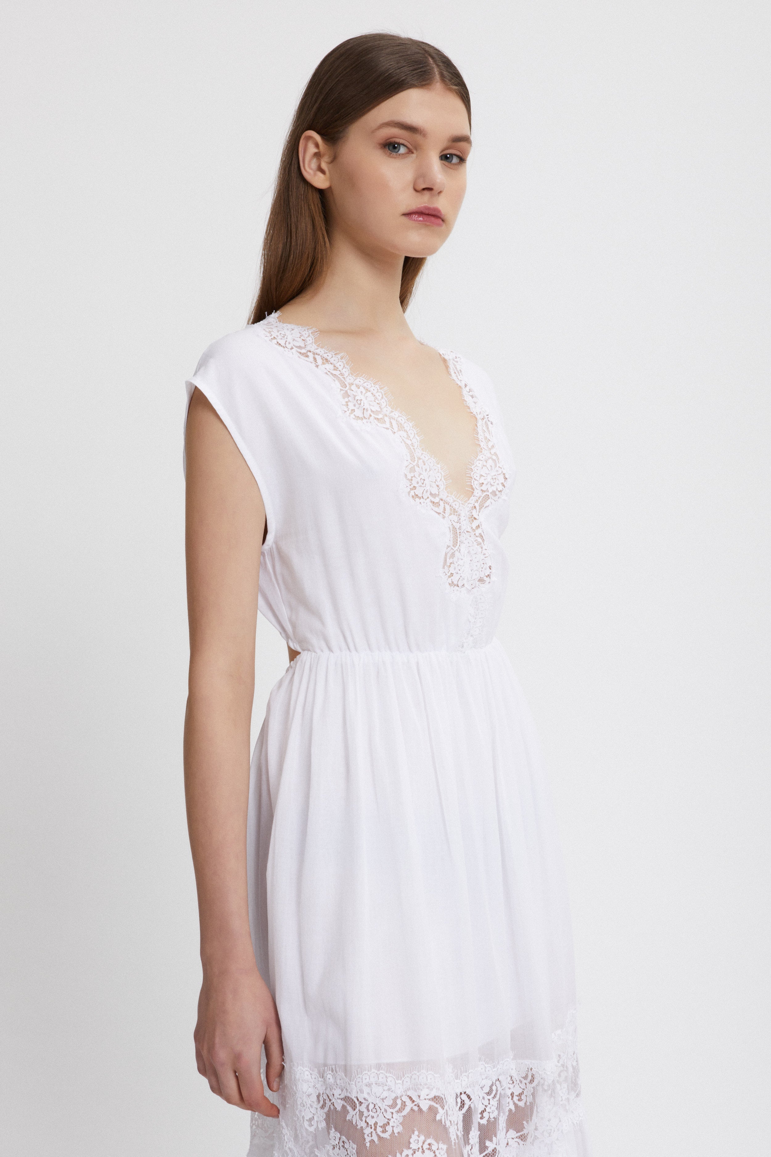 MUSLIN COTTON DRESS WITH EMBROIDERY